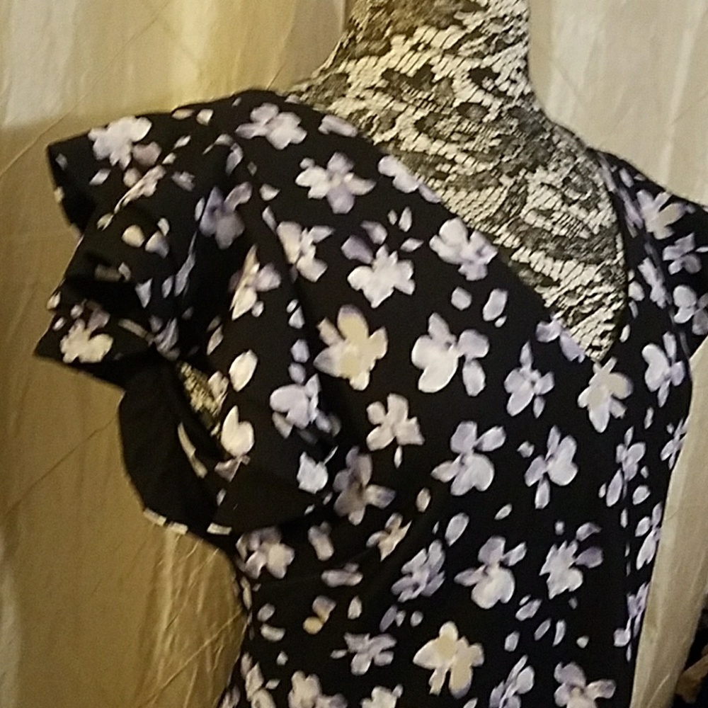 Tommy Hilfiger floral dress, size 12 - Picture 2 of 4